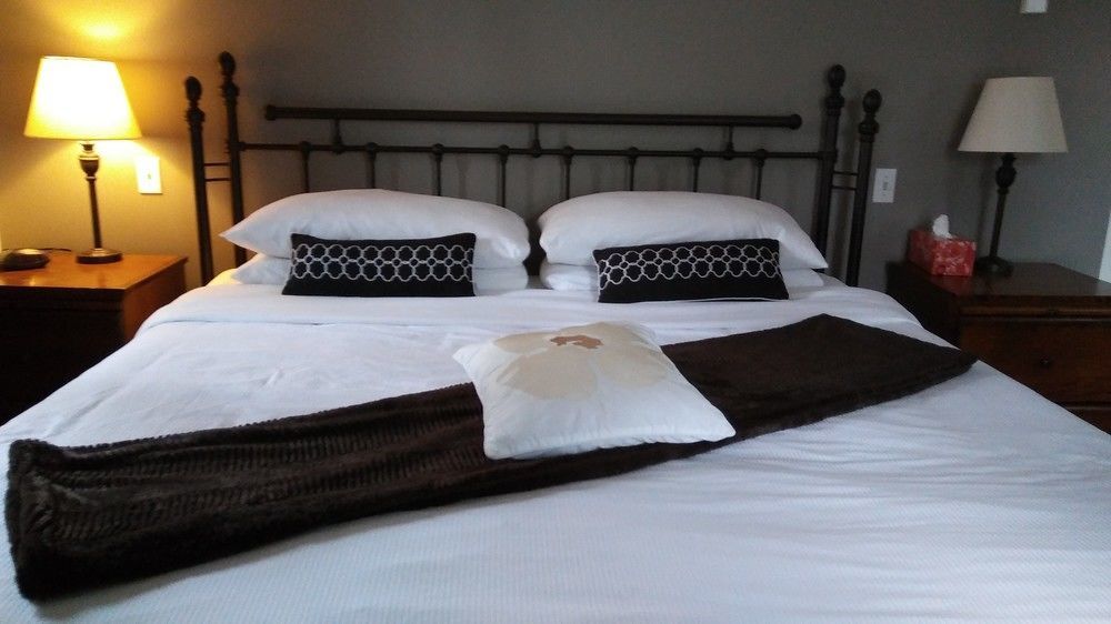 Auberge Nuits De St-Georges Bromont Luaran gambar