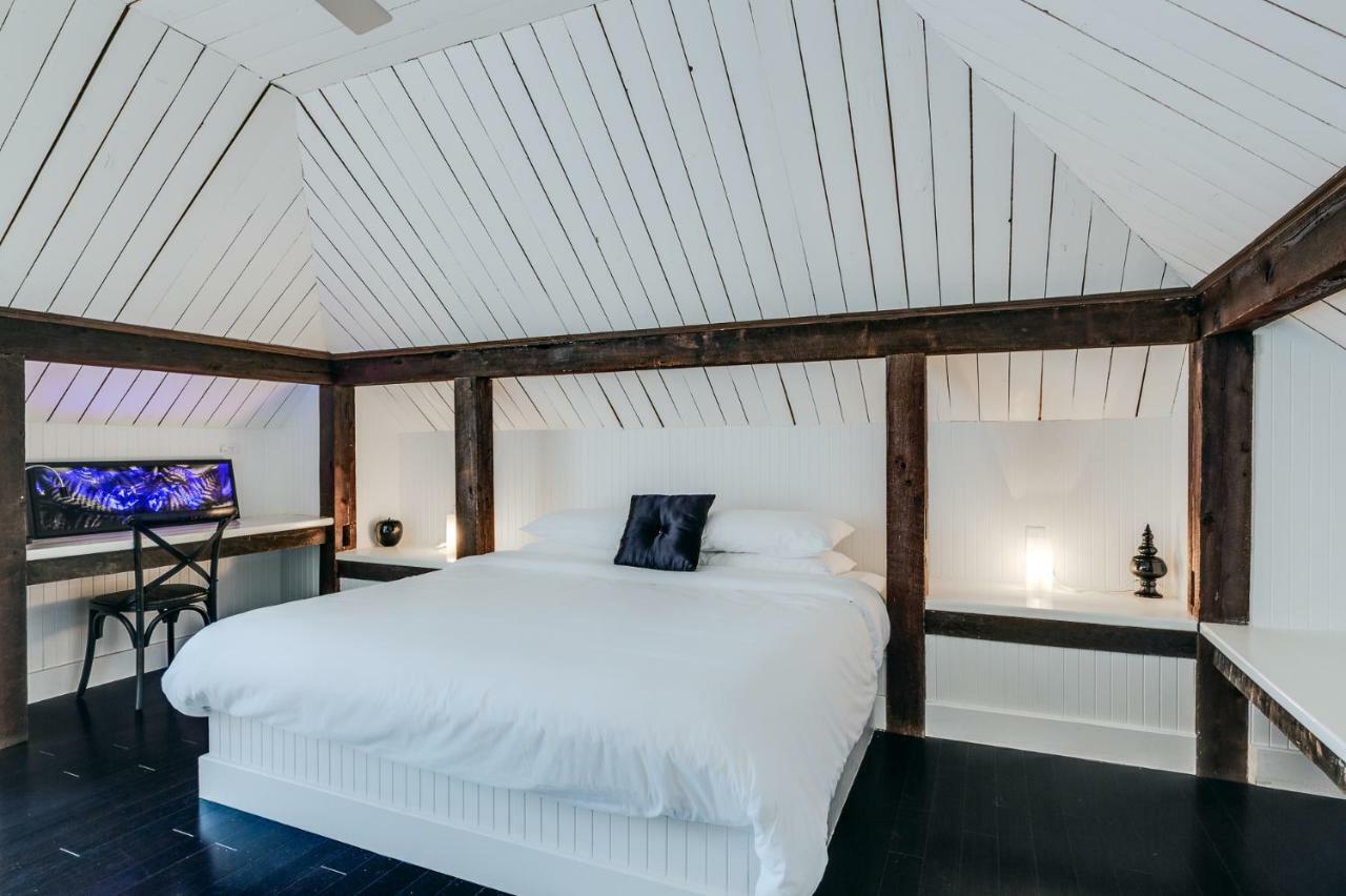 Auberge Nuits De St-Georges Bromont Luaran gambar