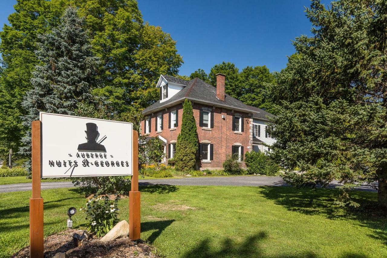 Auberge Nuits De St-Georges Bromont Luaran gambar