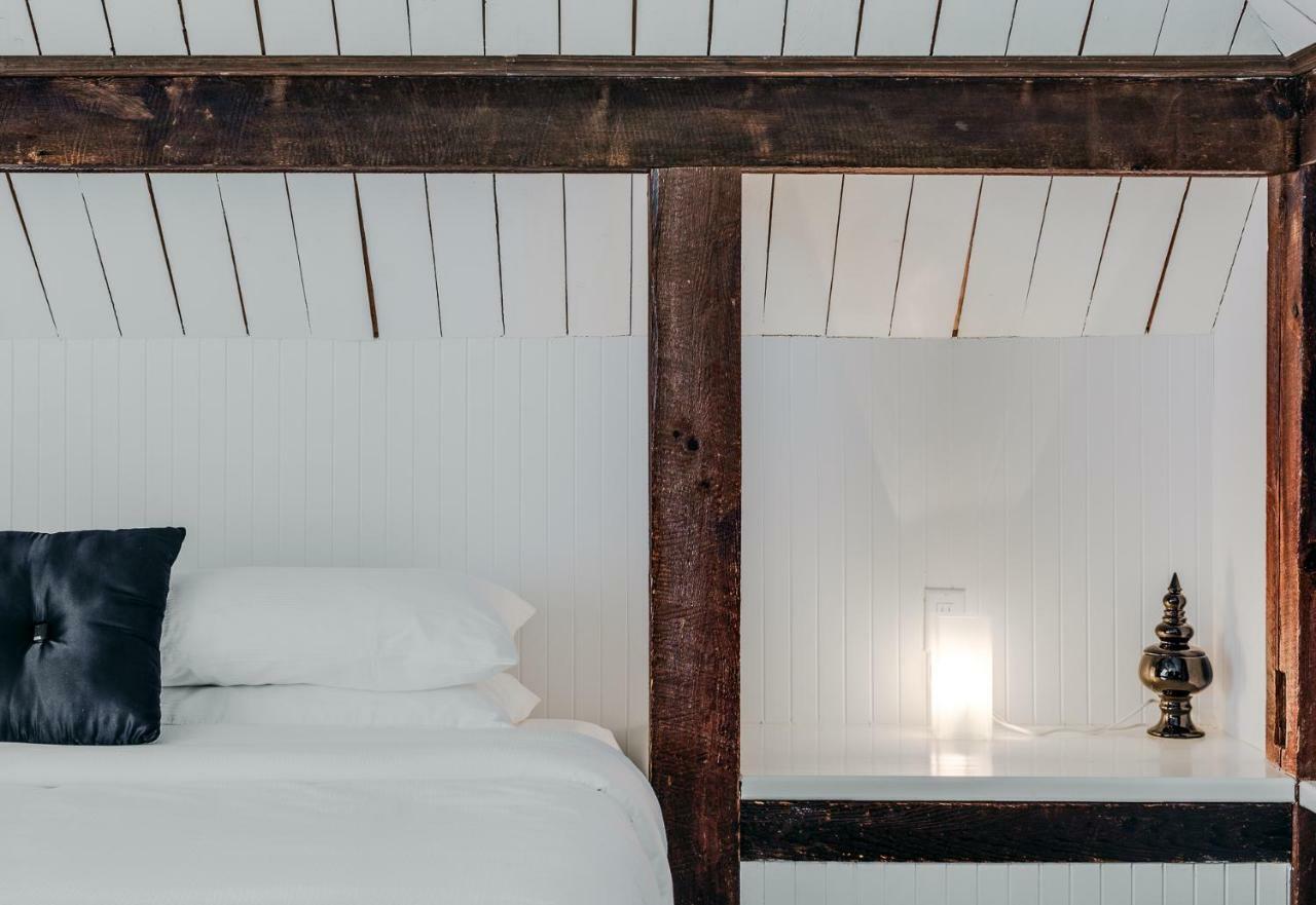 Auberge Nuits De St-Georges Bromont Luaran gambar